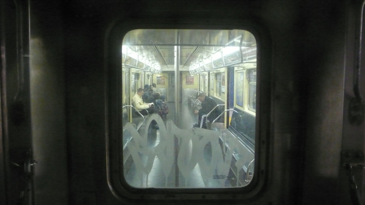UNTITLED (subway scene to seen)